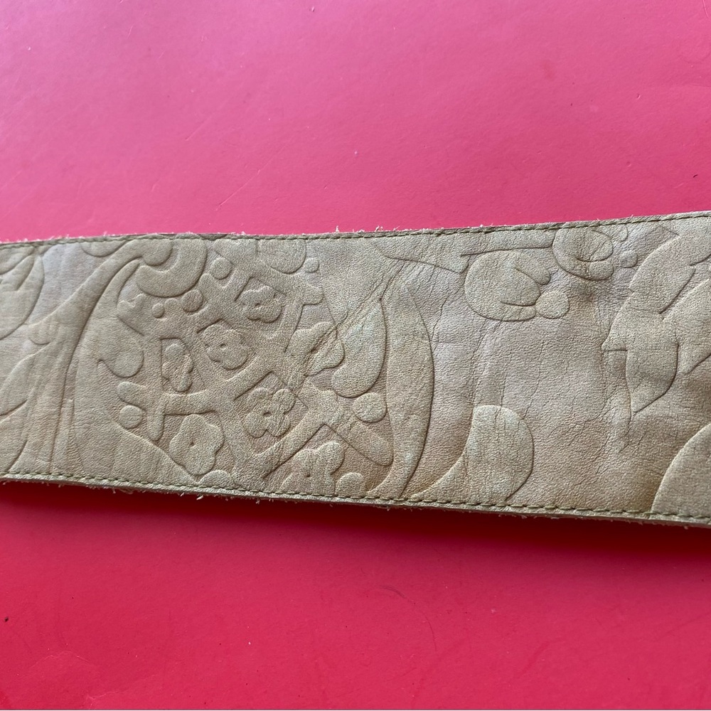 Vintage tooled leather cuff - Picture 3 of 4